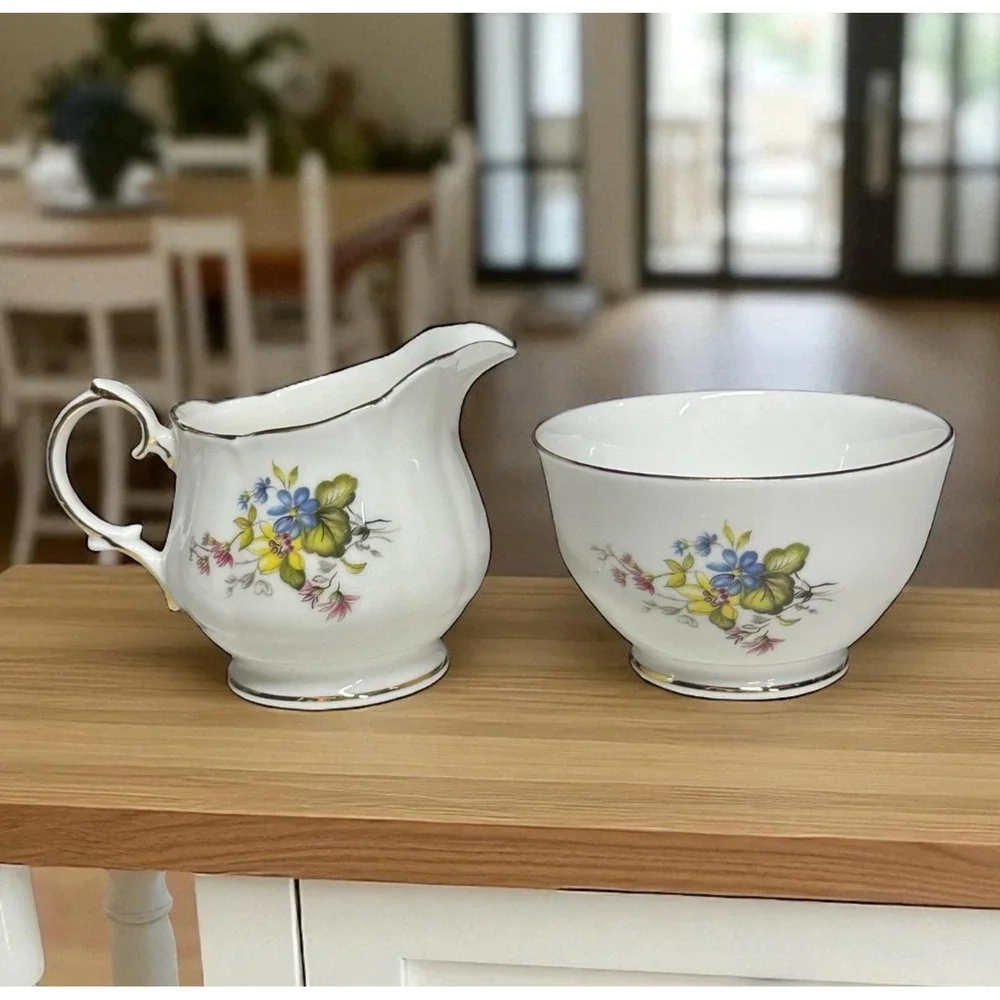 Duchess Bone China Creamer Open Sugar Bowl Set Rhona 400‎ Pattern England EUC